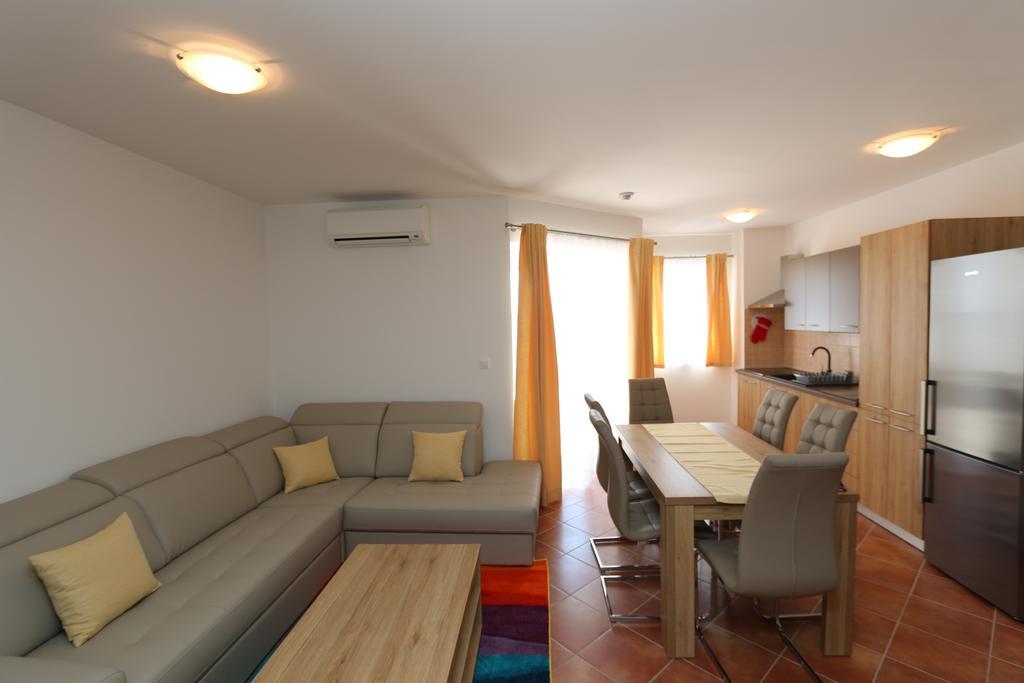 Plavo Nebo Istra Apartments メドゥリン エクステリア 写真